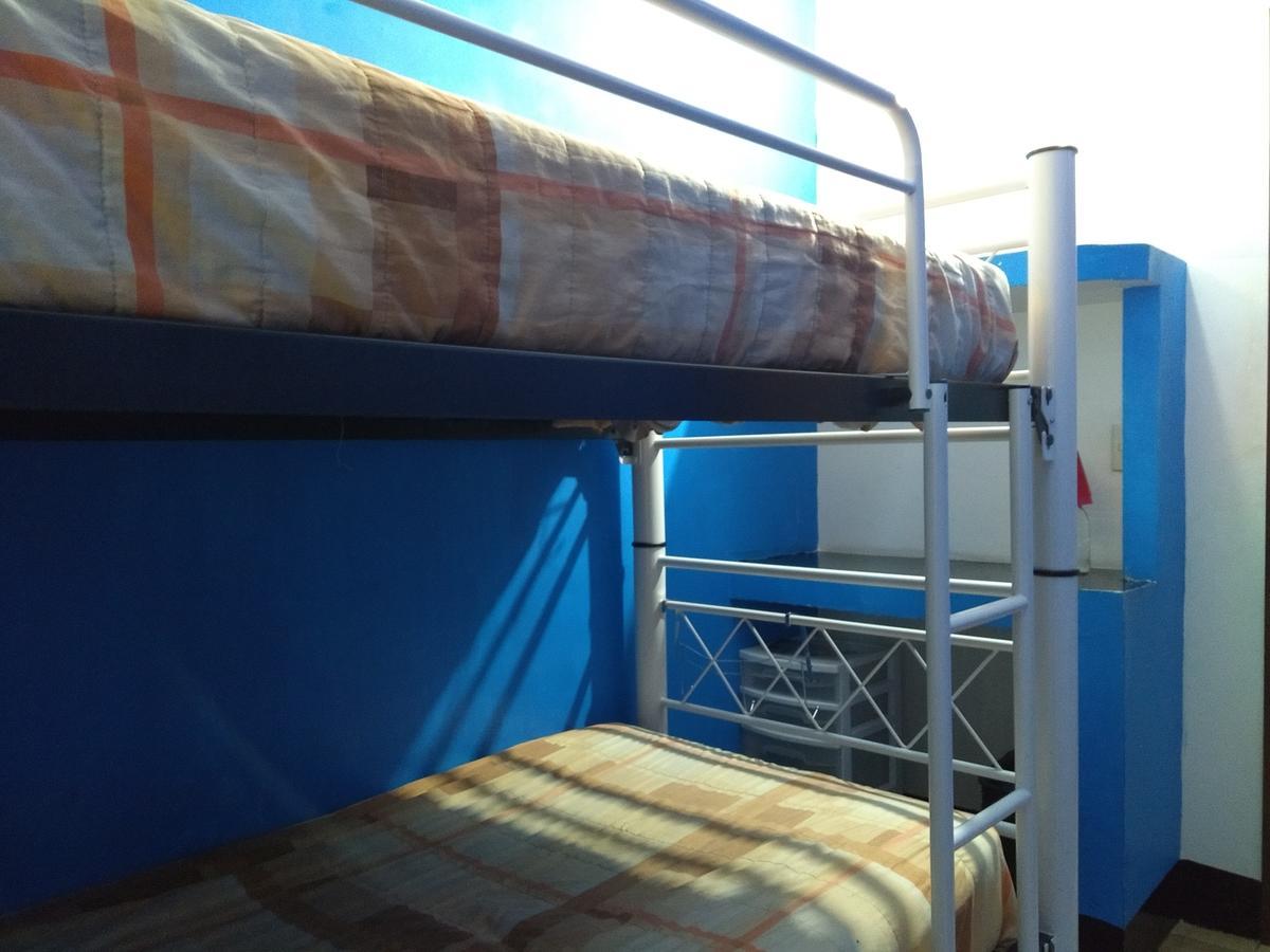 גואדלחארה Hostal Casa Anita מראה חיצוני תמונה