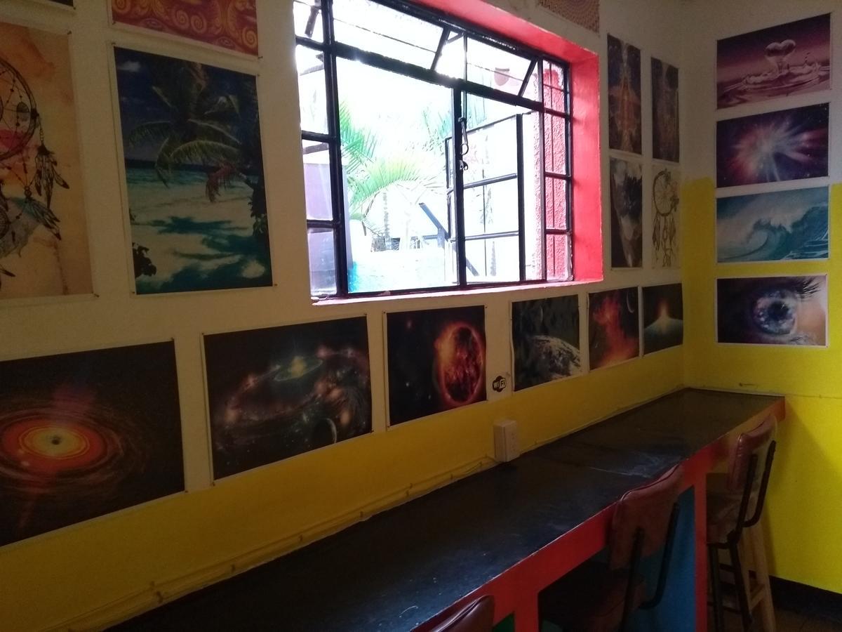 גואדלחארה Hostal Casa Anita מראה חיצוני תמונה