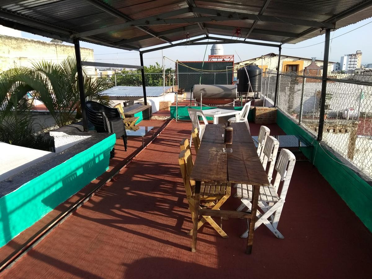 גואדלחארה Hostal Casa Anita מראה חיצוני תמונה