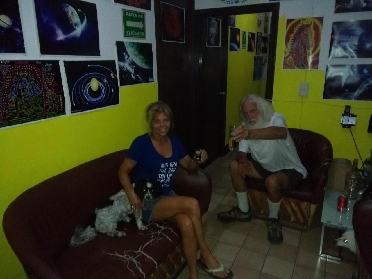 גואדלחארה Hostal Casa Anita מראה חיצוני תמונה